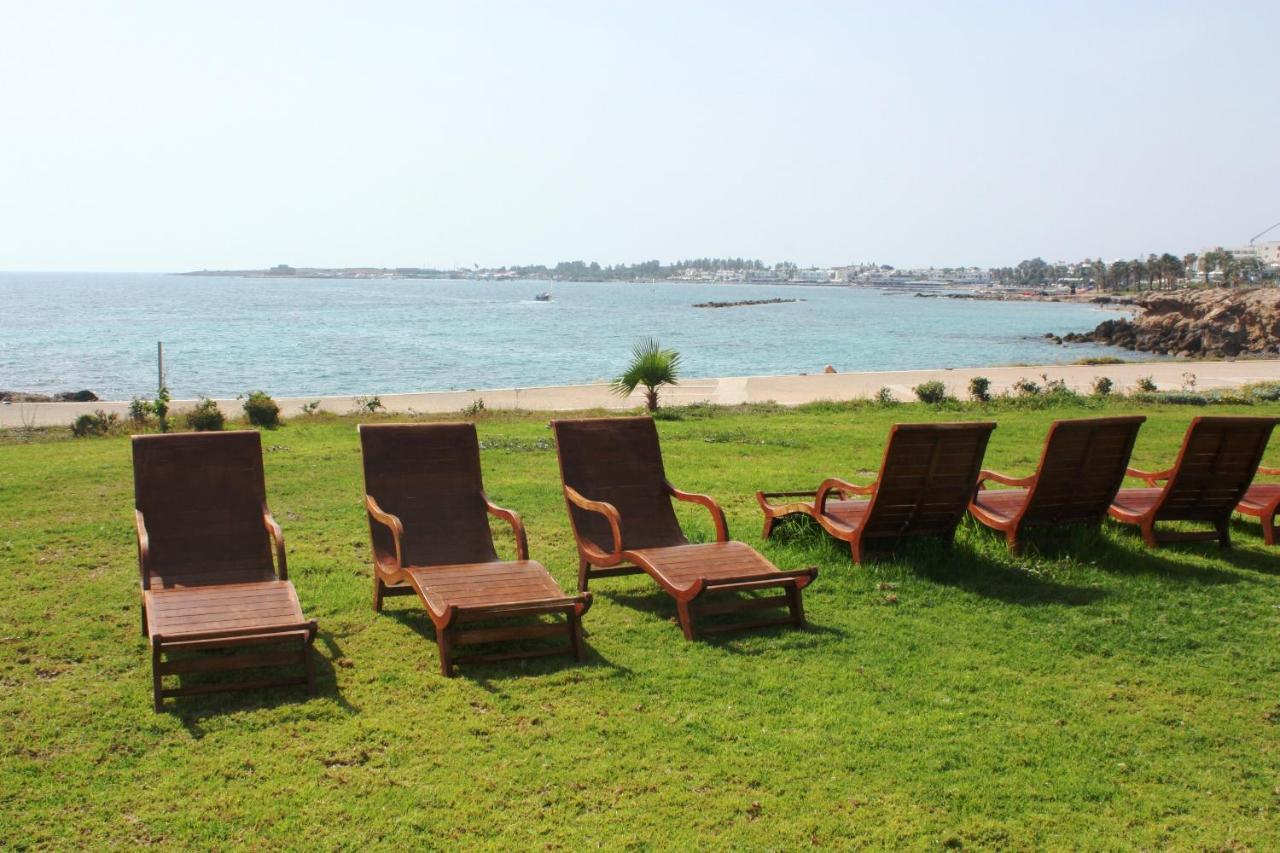 Gold Lagoon Kosher Hotel Paphos Extérieur photo