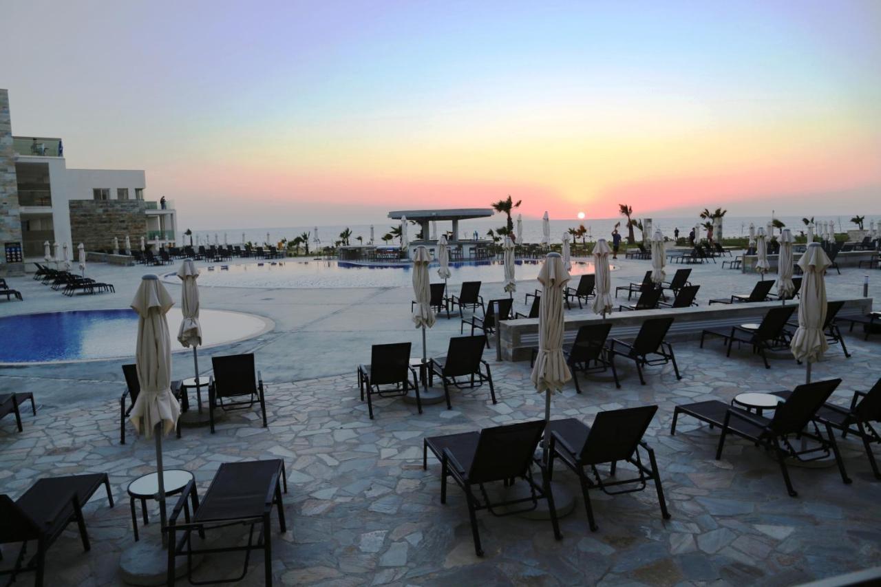 Gold Lagoon Kosher Hotel Paphos Extérieur photo