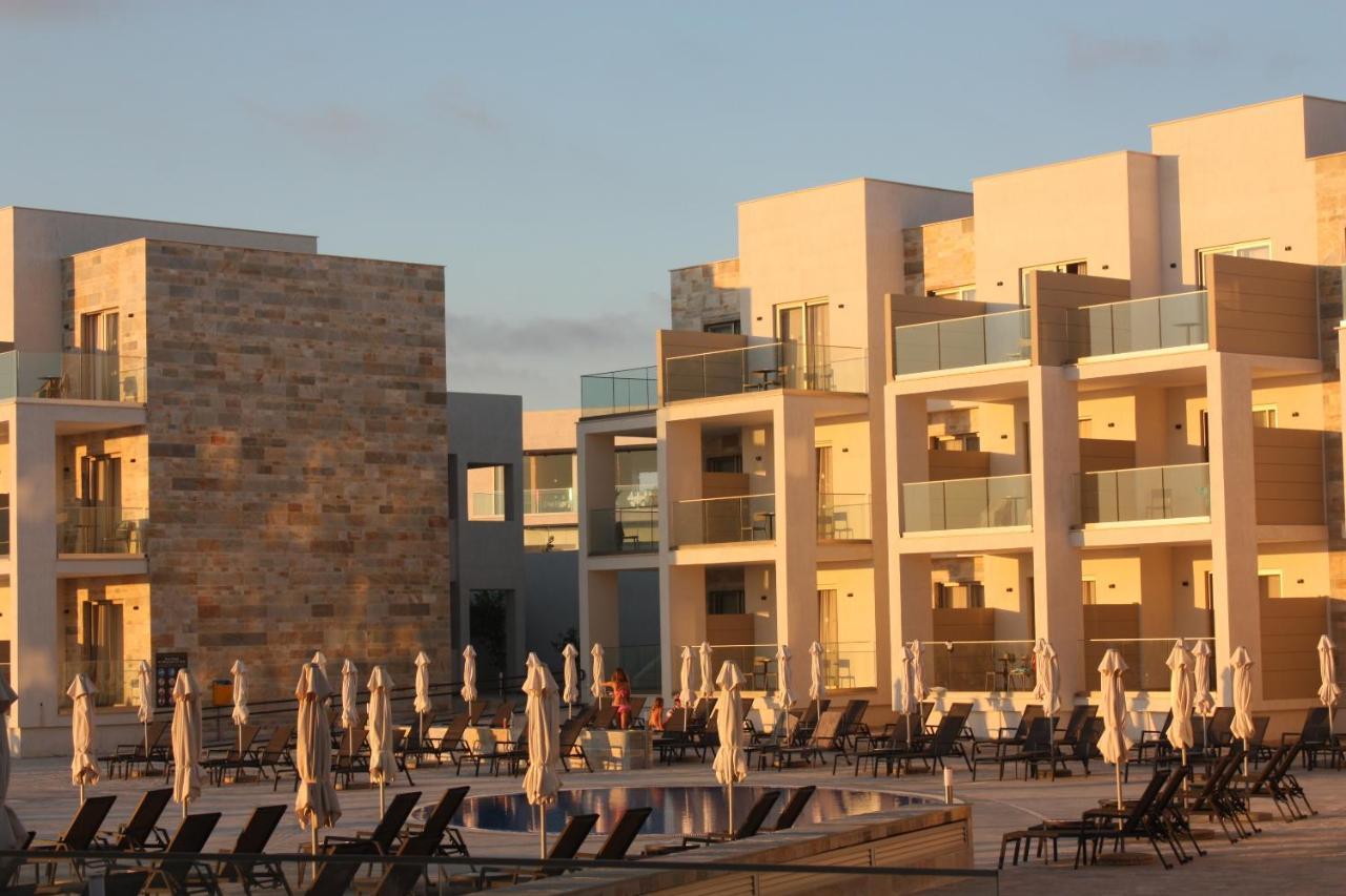 Gold Lagoon Kosher Hotel Paphos Extérieur photo