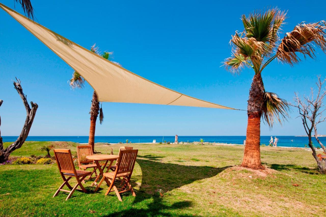 Gold Lagoon Kosher Hotel Paphos Extérieur photo